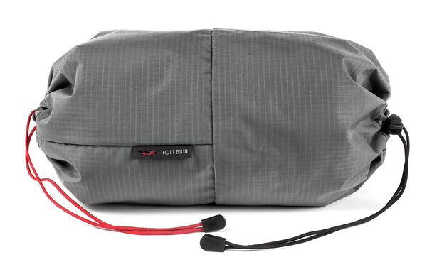 An Aeronaut 45 Travel Laundry Stuff Sack in Mountain Grey (grey with light grey grid) 210 Cerylon.